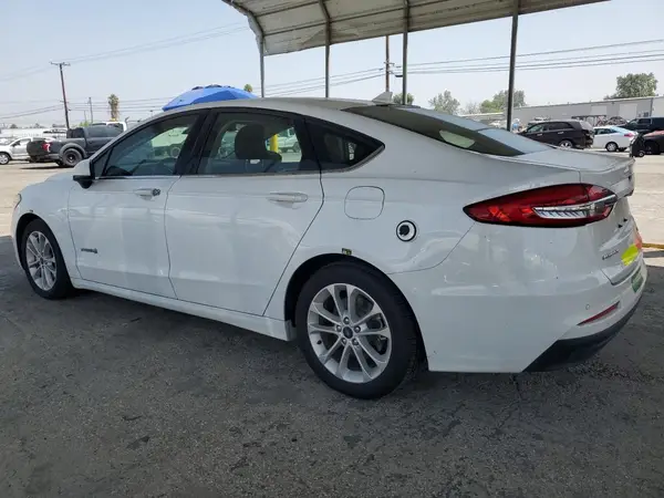 3FA6P0LU5KR263968 2019 FORD FUSION - Image 2