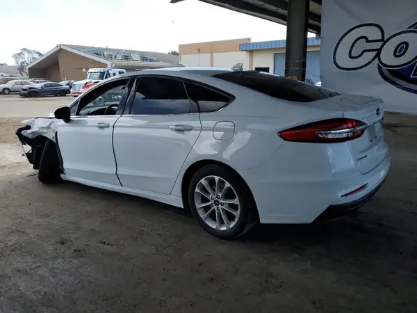 3FA6P0LU5LR114123 2020 FORD FUSION - Image 2