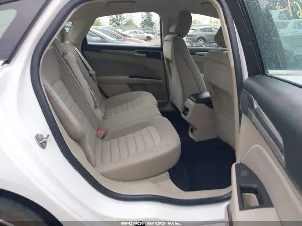 3FA6P0LU5LR151074 2020 FORD FUSION - Image 8