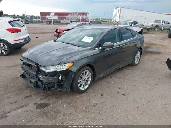 3FA6P0LU5LR162995 2020 FORD FUSION - Image 2
