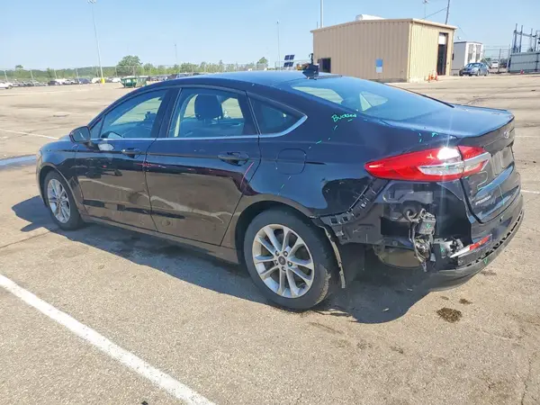 3FA6P0LU5LR185967 2020 FORD FUSION - Image 2