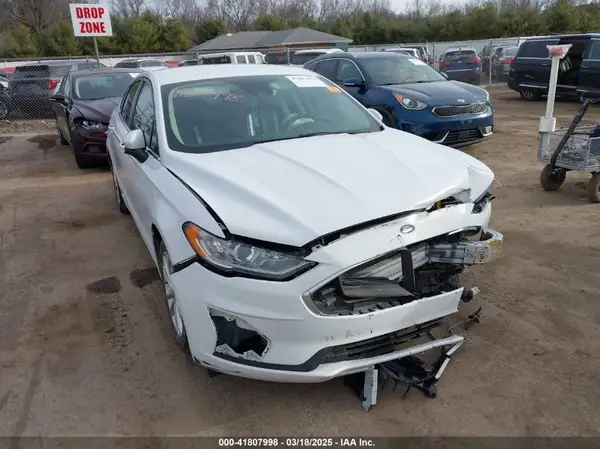 3FA6P0LU5LR195611 2020 FORD FUSION - Image 1