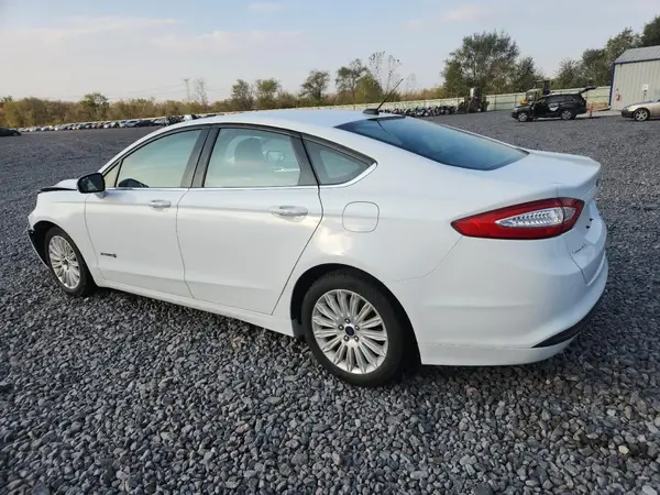 3FA6P0LU6GR343691 2016 FORD FUSION - Image 2