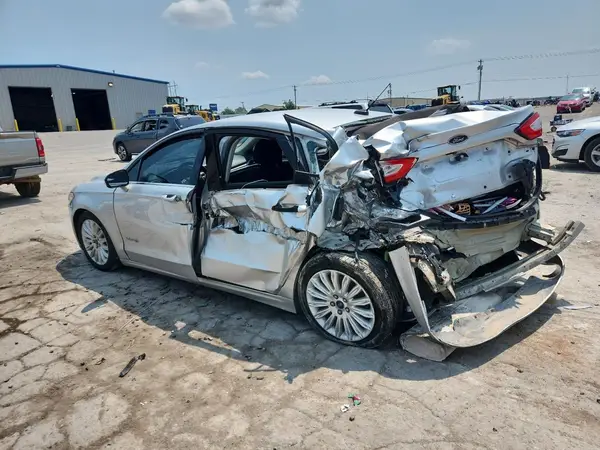 3FA6P0LU6GR345084 2016 FORD FUSION - Image 2