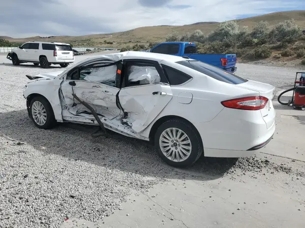 3FA6P0LU6GR356098 2016 FORD FUSION - Image 2