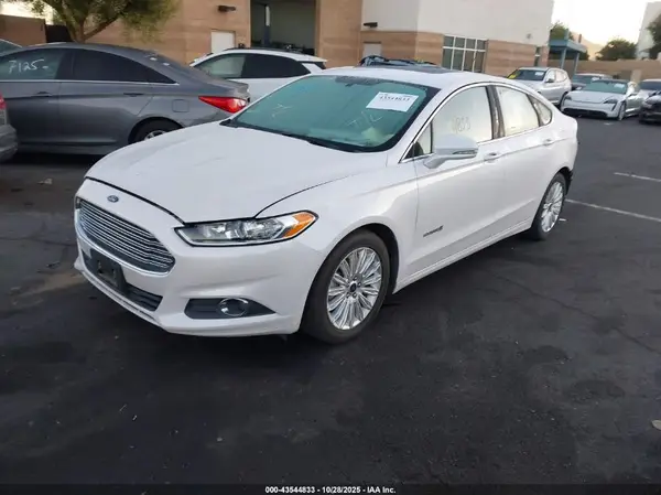3FA6P0LU6GR384600 2016 FORD FUSION - Image 2
