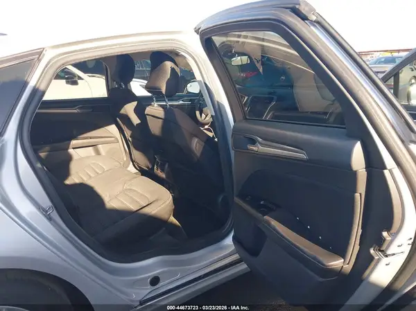 3FA6P0LU6GR406210 2016 FORD FUSION - Image 8