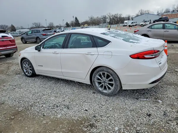 3FA6P0LU6HR139510 2017 FORD FUSION - Image 2