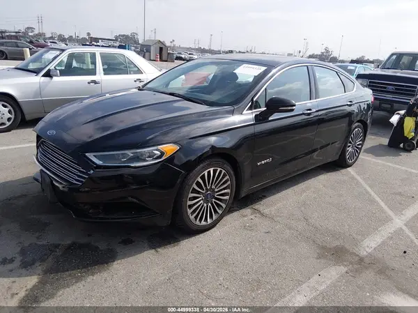 3FA6P0LU6HR149437 2017 FORD FUSION - Image 2