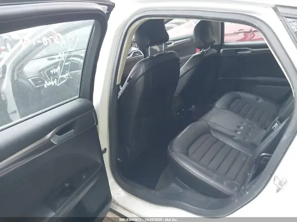 3FA6P0LU6HR182664 2017 FORD FUSION - Image 8