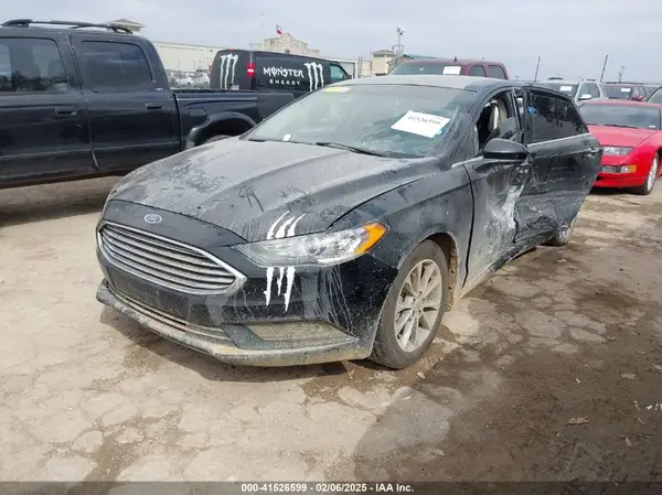 3FA6P0LU6HR190604 2017 FORD FUSION - Image 2