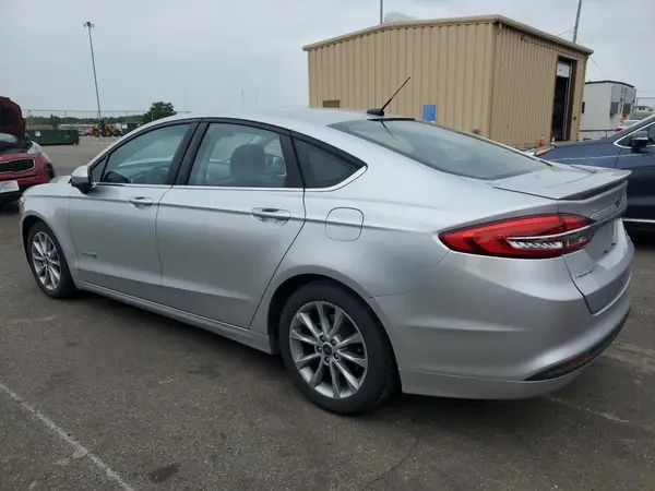 3FA6P0LU6HR190764 2017 FORD FUSION - Image 2