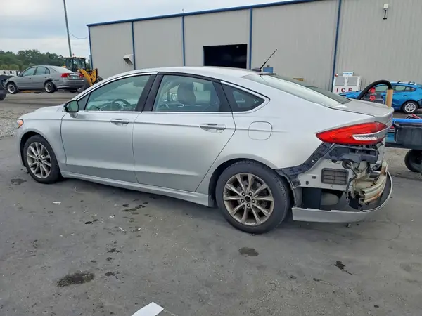 3FA6P0LU6HR235203 2017 FORD FUSION - Image 2