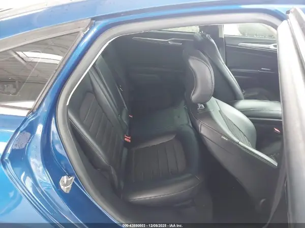 3FA6P0LU6HR240465 2017 FORD FUSION - Image 8
