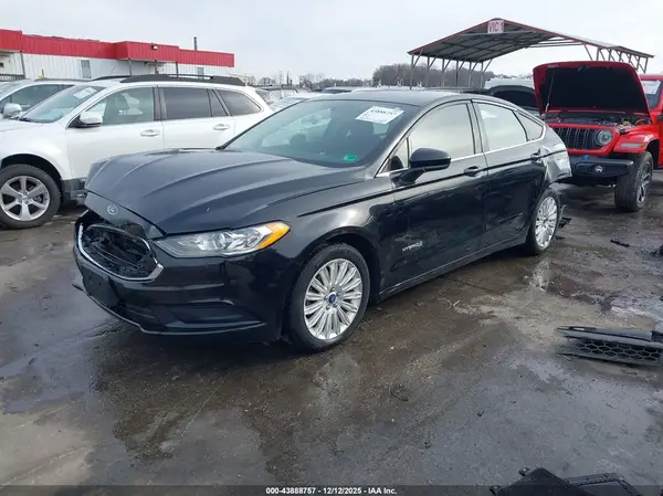 3FA6P0LU6HR300535 2017 FORD FUSION - Image 2