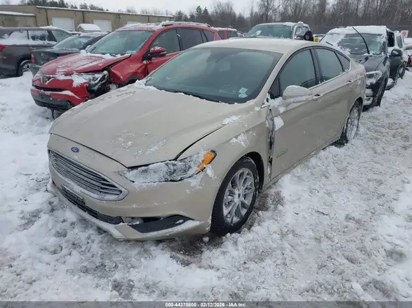3FA6P0LU6HR301992 2017 FORD FUSION - Image 2