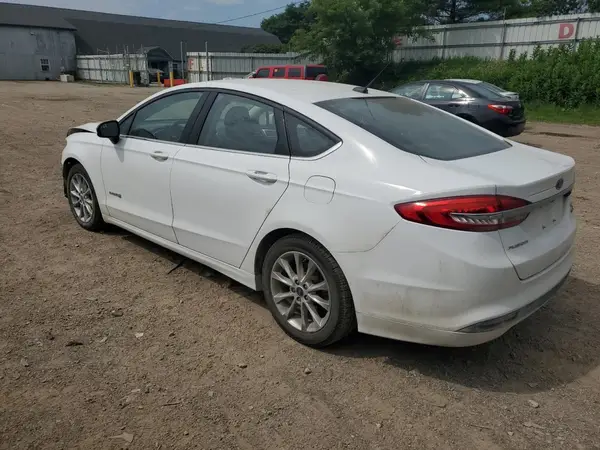 3FA6P0LU6HR305279 2017 FORD FUSION - Image 2