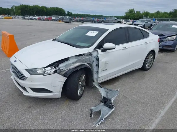 3FA6P0LU6HR314578 2017 FORD FUSION - Image 2