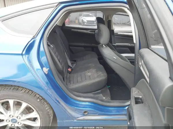 3FA6P0LU6HR314869 2017 FORD FUSION - Image 8
