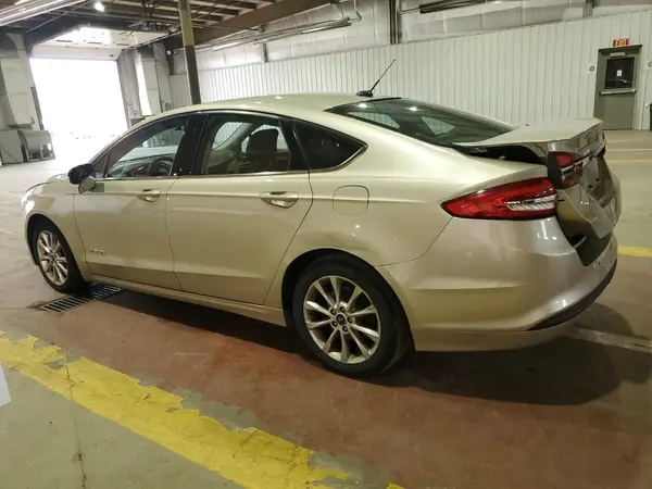3FA6P0LU6HR319036 2017 FORD FUSION - Image 2