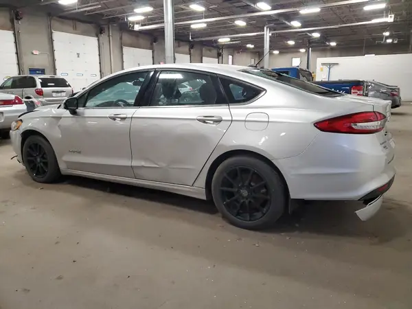 3FA6P0LU6HR323328 2017 FORD FUSION - Image 2