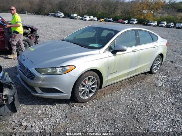 3FA6P0LU6HR323376 2017 FORD FUSION - Image 2