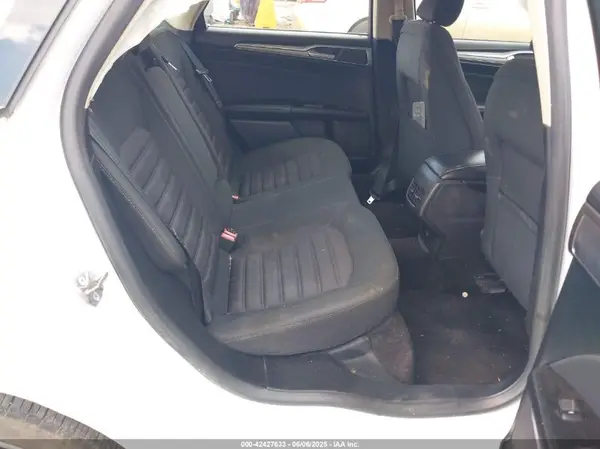 3FA6P0LU6HR323927 2017 FORD FUSION - Image 8
