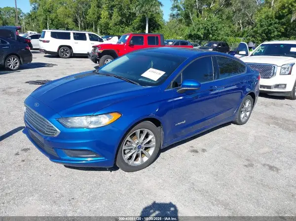3FA6P0LU6HR324561 2017 FORD FUSION - Image 2