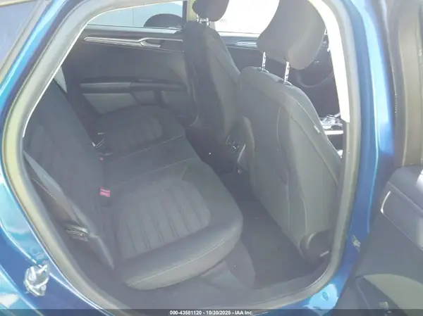 3FA6P0LU6HR324561 2017 FORD FUSION - Image 8