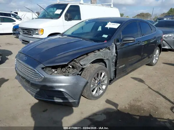 3FA6P0LU6HR351257 2017 FORD FUSION - Image 2