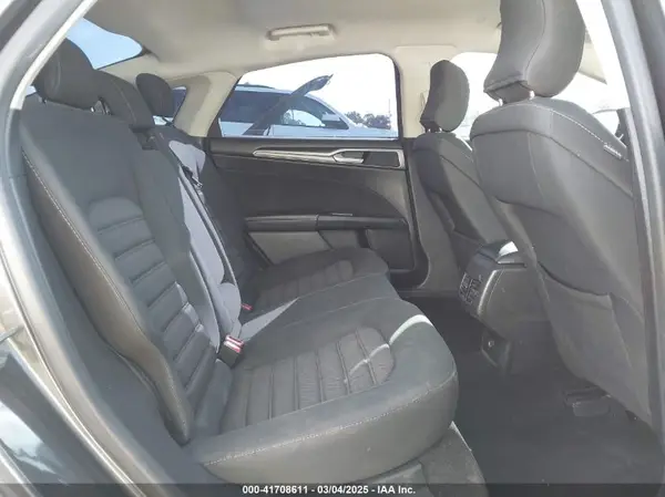 3FA6P0LU6HR351257 2017 FORD FUSION - Image 8