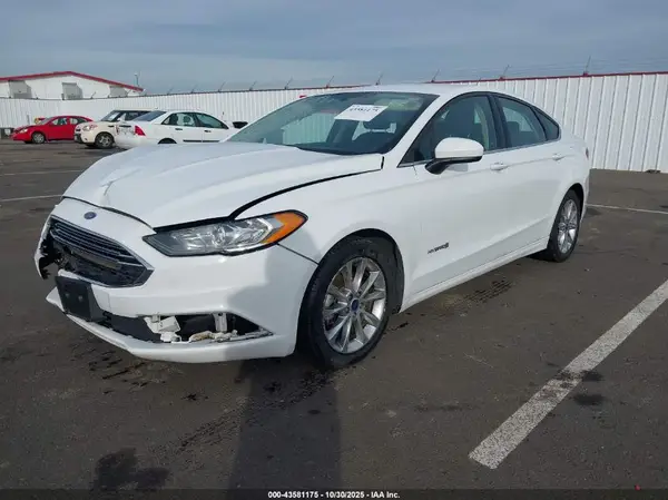 3FA6P0LU6HR355406 2017 FORD FUSION - Image 2