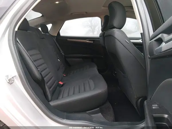 3FA6P0LU6HR356748 2017 FORD FUSION - Image 8