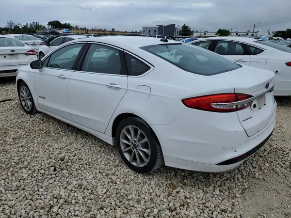 3FA6P0LU6HR359536 2017 FORD FUSION - Image 2
