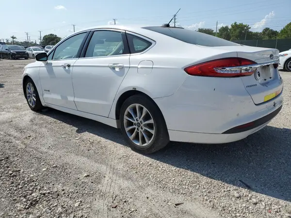 3FA6P0LU6HR359617 2017 FORD FUSION - Image 2