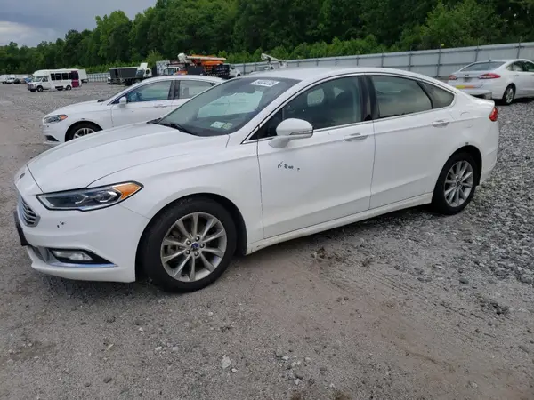 3FA6P0LU6HR359620 2017 FORD FUSION - Image 1