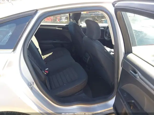 3FA6P0LU6HR379446 2017 FORD FUSION - Image 8