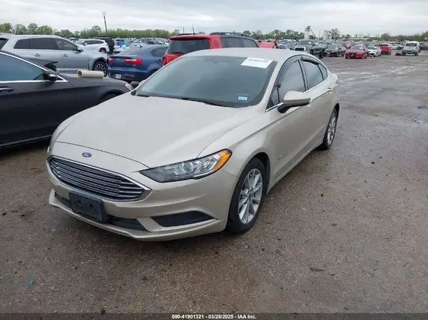 3FA6P0LU6HR381701 2017 FORD FUSION - Image 2