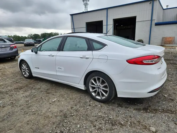 3FA6P0LU6HR382251 2017 FORD FUSION - Image 2