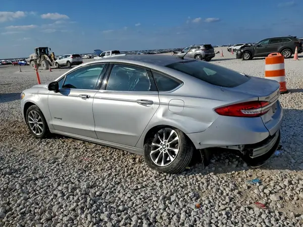3FA6P0LU6HR384792 2017 FORD FUSION - Image 2