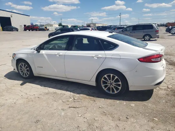 3FA6P0LU6HR385562 2017 FORD FUSION - Image 2