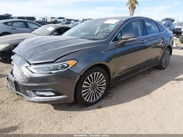 3FA6P0LU6HR398885 2017 FORD FUSION - Image 2