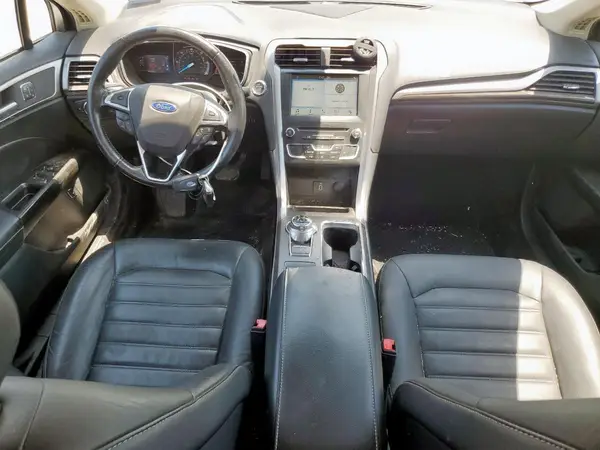 3FA6P0LU6HR400702 2017 FORD FUSION - Image 8