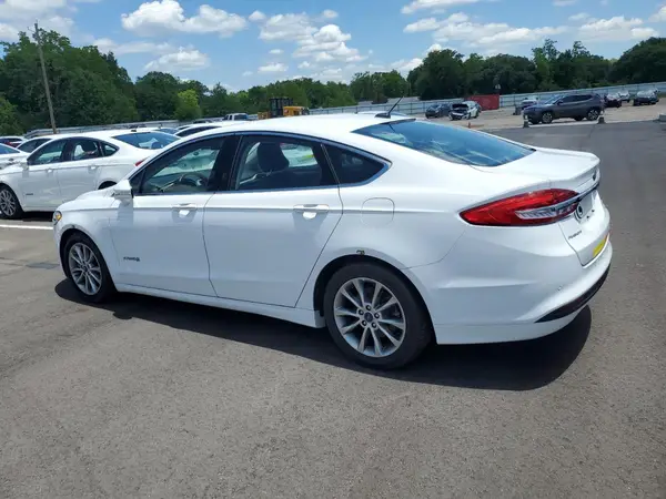 3FA6P0LU6HR400733 2017 FORD FUSION - Image 2