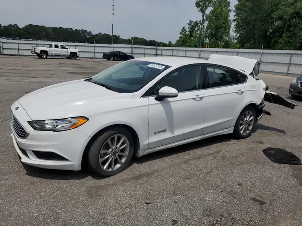 3FA6P0LU6HR404765 2017 FORD FUSION - Image 1