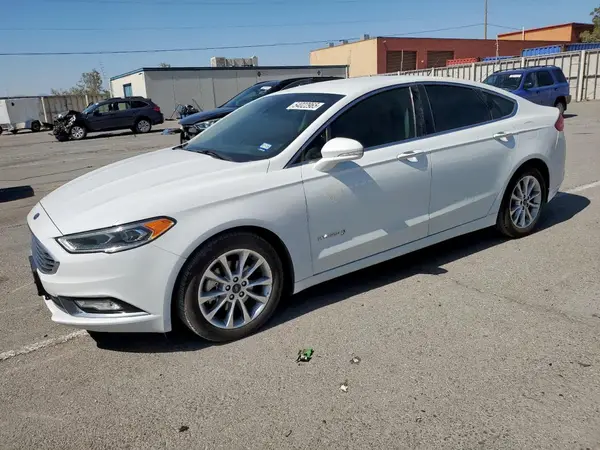 3FA6P0LU6HR409044 2017 FORD FUSION - Image 1