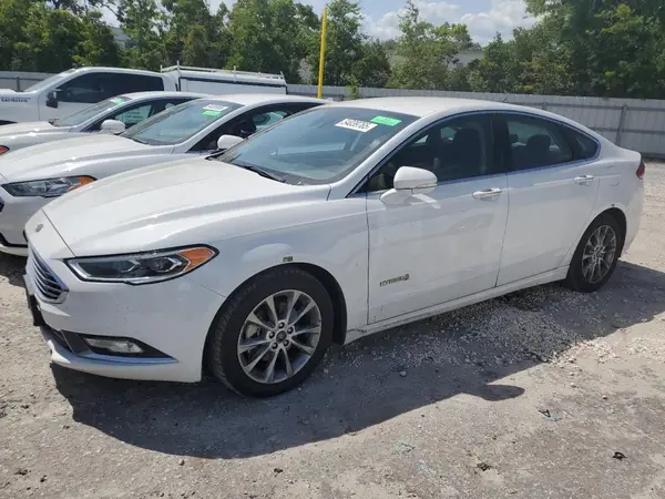 3FA6P0LU6HR409237 2017 FORD FUSION - Image 1