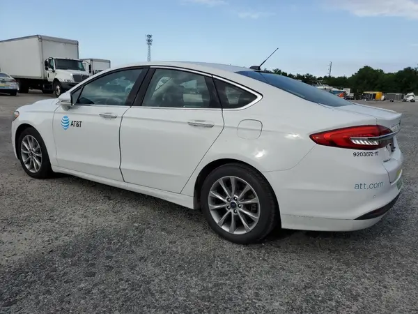 3FA6P0LU6HR409240 2017 FORD FUSION - Image 2