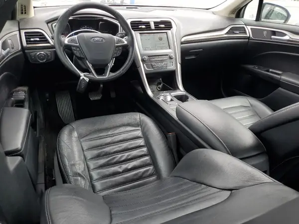 3FA6P0LU6HR409321 2017 FORD FUSION - Image 8