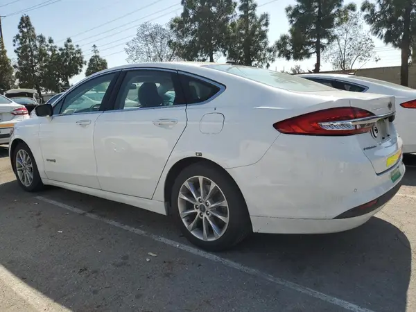 3FA6P0LU6HR409366 2017 FORD FUSION - Image 2